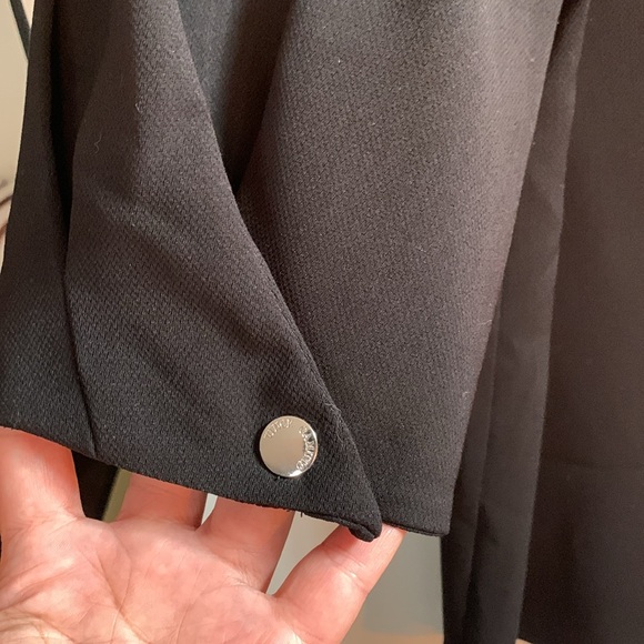 Vince Camuto,  black blouson, Sz M - Picture 3 of 9